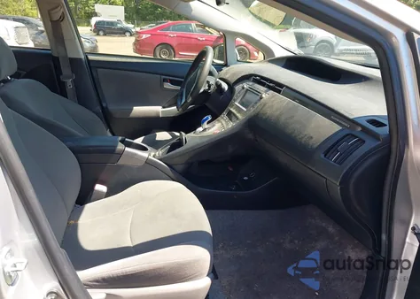 2013 Toyota Prius Plug-In z USA, uszkodzony, nr VIN JTDKN3DP3D3038247